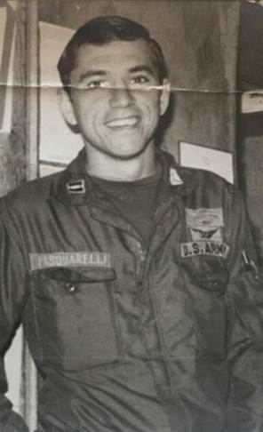 A person in a military uniform

AI-generated content may be incorrect.